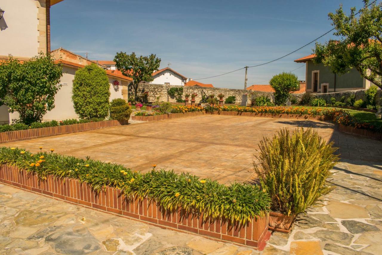 Posada Marina Suances Bagian luar foto